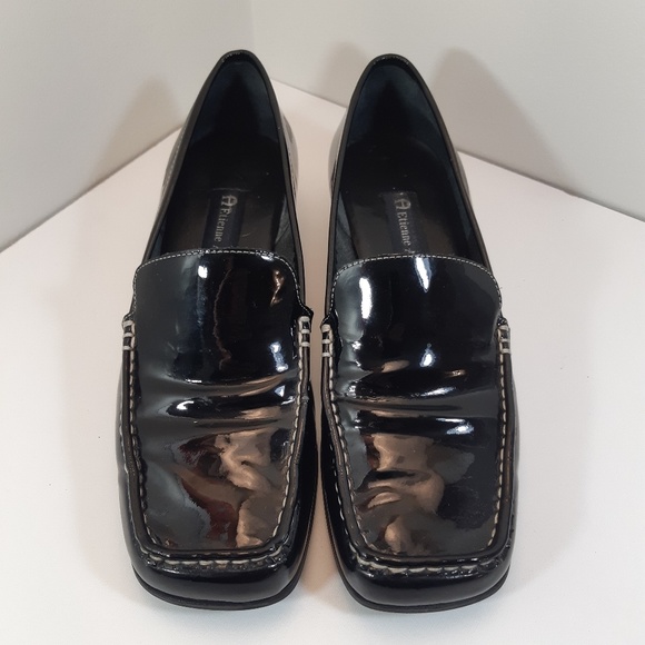 Etienne Aigner Shiny Patent Leather Loafers - Picture 2 of 7